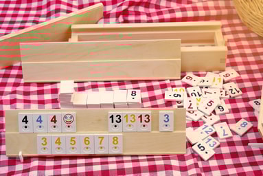 Jocuri Rummy din Lemn