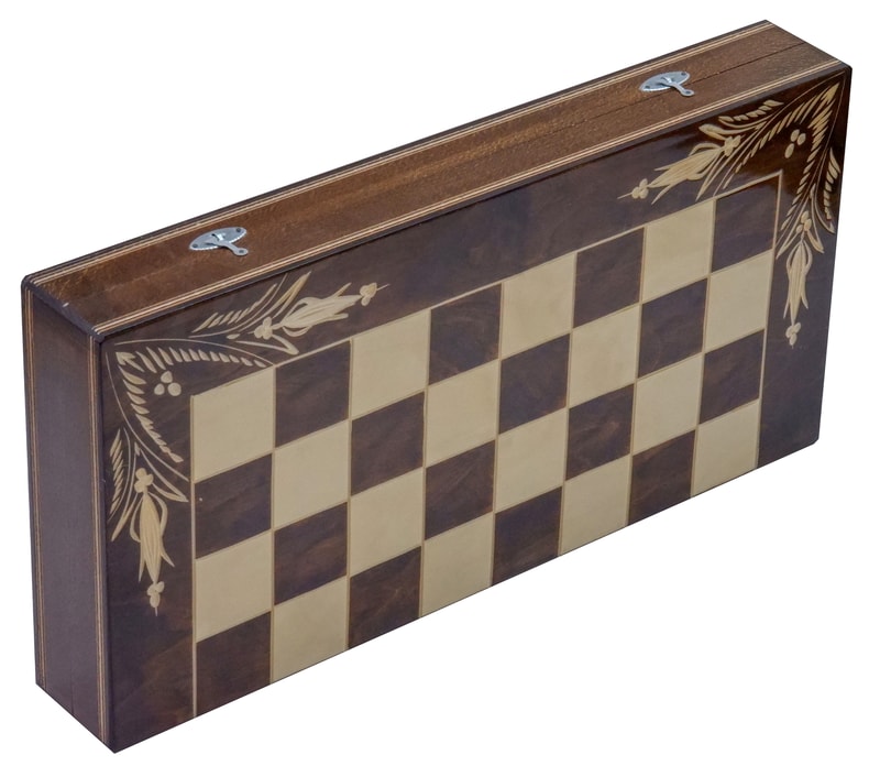 Joc de Șah și Table Marca din România ROmde™ din Lemn Natural de Fag Lucrat Autentic de Mână cu Unelte Tradiționale – Mai Multe Dimensiuni și Culori dintre Care Se Poate Alege - 50x50 cm, Maro cu Alb - Image 5