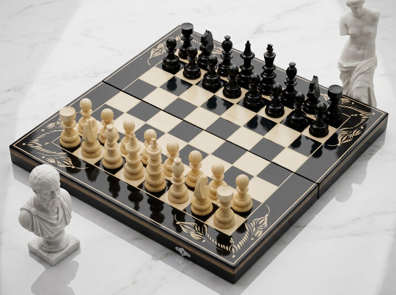 Set Șah și Table din Lemn de Fag Lucrat Manual, 50x50 cm (Negru/Alb)