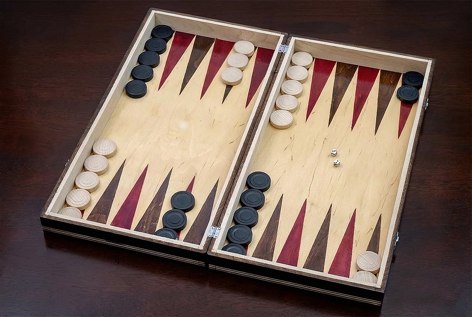 Set Șah și Table din Lemn de Fag Lucrat Manual, 50x50 cm (Negru/Alb)