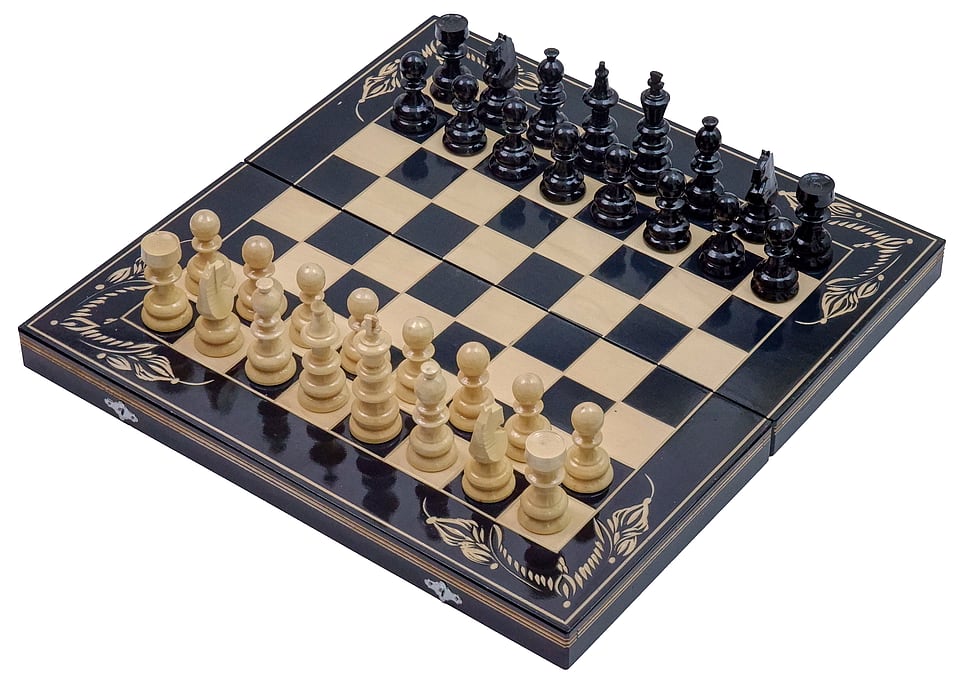 Set Șah și Table din Lemn de Fag Lucrat Manual, 50x50 cm (Negru/Alb)